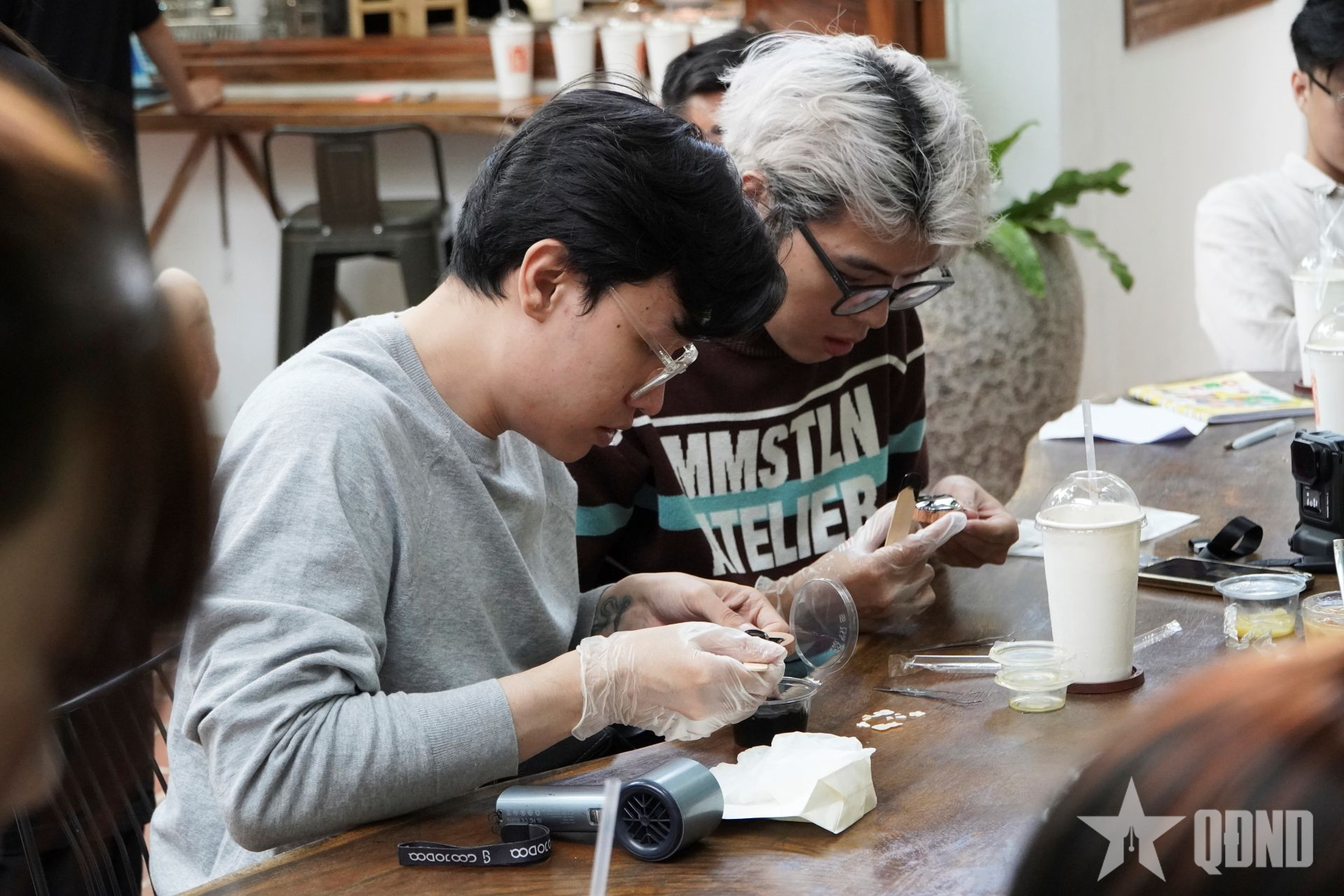 Cộng sắc cho khảm xà cừ Gò Công